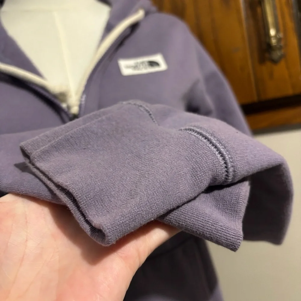 North Face Zip Up Hooded Sweatshirt Lightweight Jacket Size XS Purple